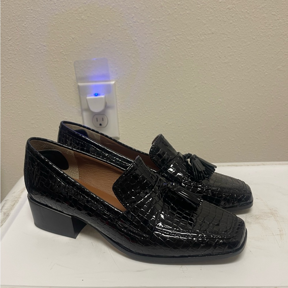 Avi Loafer Pump (Women) Donald Pliner